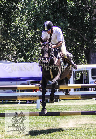 Tues1_Showjumping 037