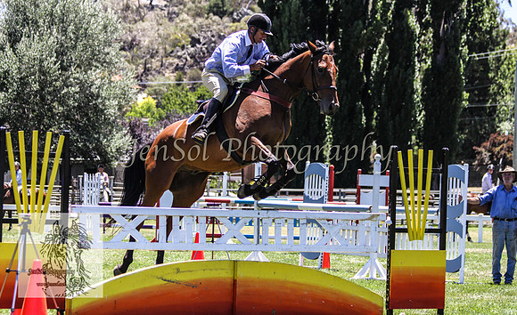 Tues1_Showjumping 021