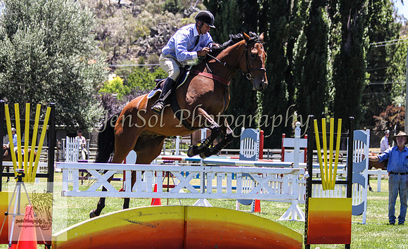Tues1_Showjumping 021