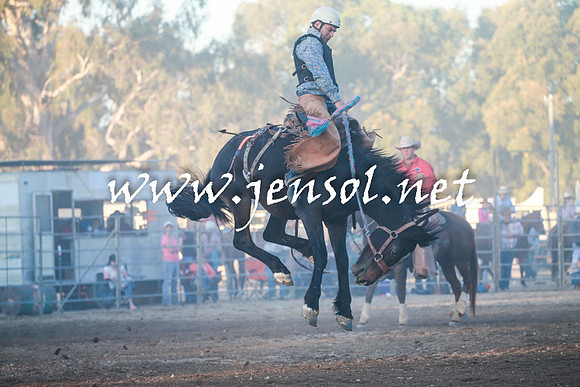 TumutRodeo2016Two_4896