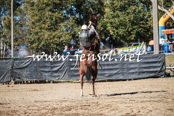 TumutRodeo2016Two_3481