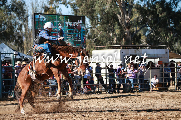 TumutRodeo2016Two_3676