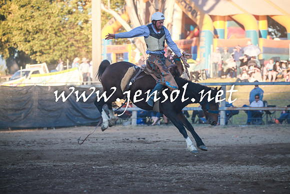 TumutRodeo2016Two_4847