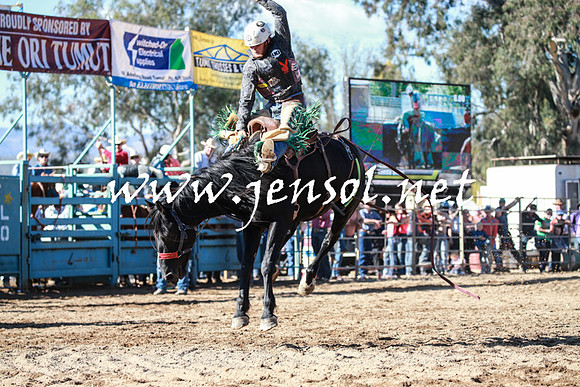 TumutRodeo2016Two_3557