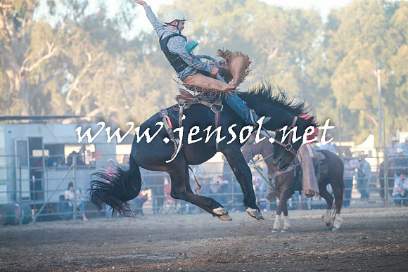 TumutRodeo2016Two_4875