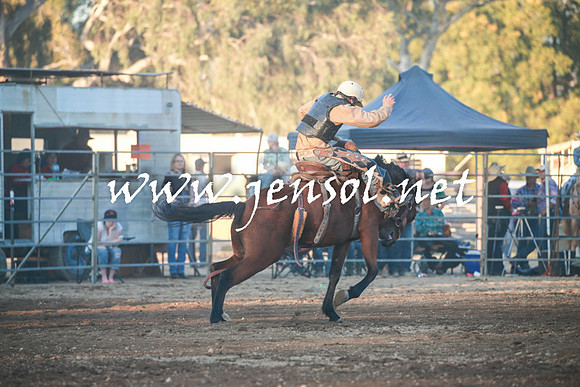 TumutRodeo2016Two_4749