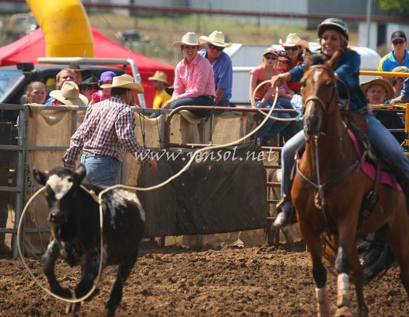 TaralgaRodeo2013One_0592_edited-1