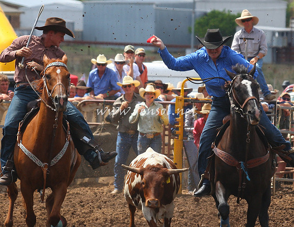 TaralgaRodeo2013One_0467_edited-1