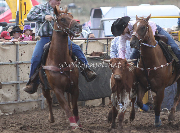 TaralgaRodeo2013KJS_0407_edited-1