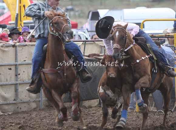 TaralgaRodeo2013KJS_0408_edited-1