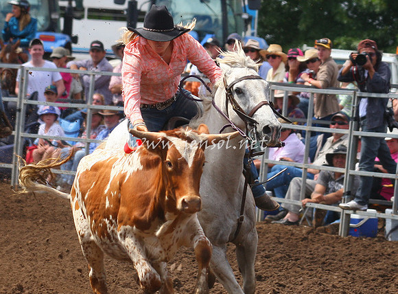 TaralgaRodeo2013One_0460_edited-1