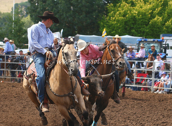 TaralgaRodeo2013One_0450_edited-1