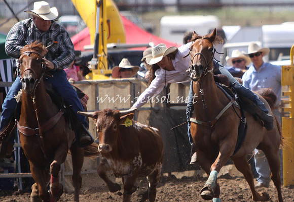 TaralgaRodeo2013KJS_0427_edited-1