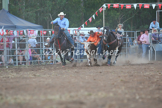 pictonrodeo2013two_0207_1
