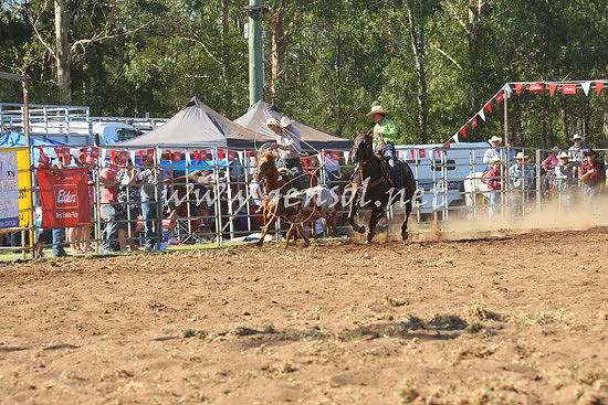 pictonrodeo2013one_0694_1