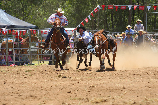 pictonrodeo2013one_0461_1