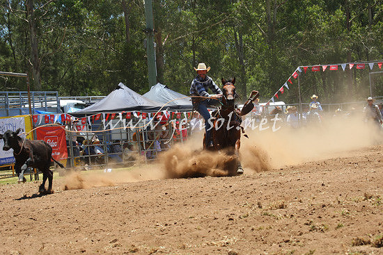 pictonrodeo2013one_0420_1