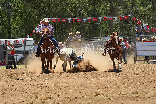 pictonrodeo2013one_0429_1