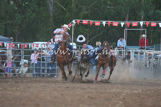 pictonrodeo2013two_0226_1