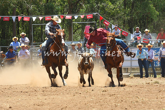 pictonrodeo2013one_0447_1