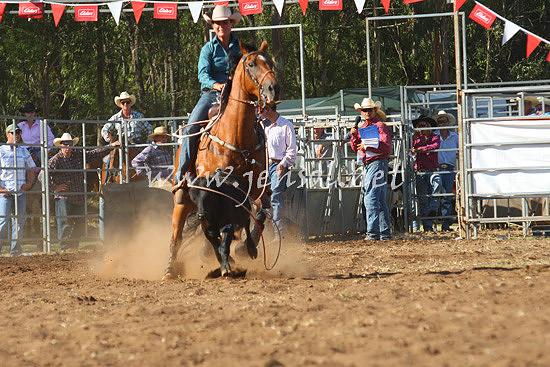 pictonrodeo2013one_0822_1