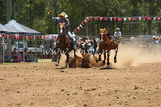 pictonrodeo2013one_0438_1