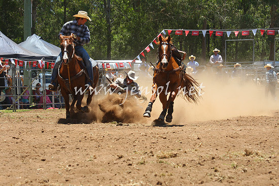 pictonrodeo2013one_0441_1