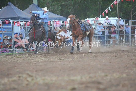 pictonrodeo2013two_0206_1