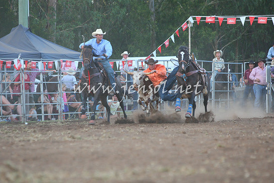 pictonrodeo2013two_0208_1