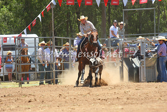pictonrodeo2013one_0370_1
