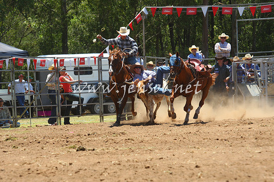 pictonrodeo2013one_0432_1