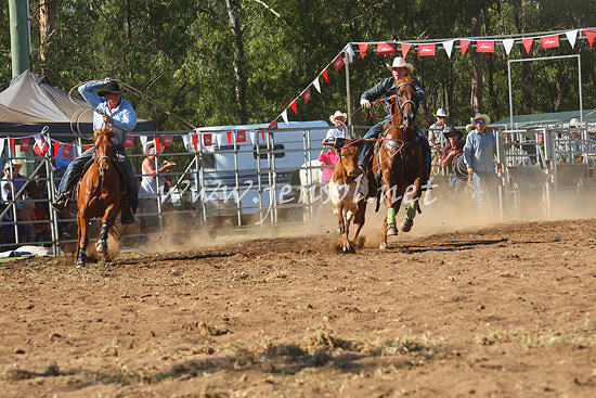 pictonrodeo2013one_0702_1