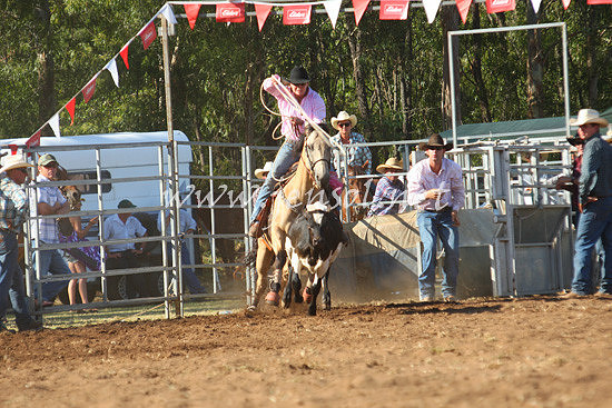 pictonrodeo2013one_0827_1