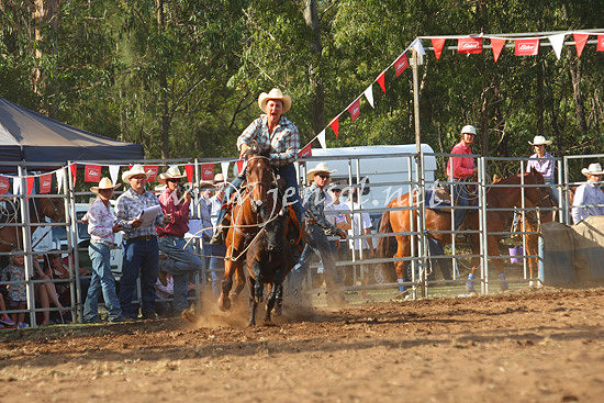 pictonrodeo2013one_0932_1