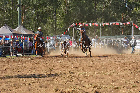 pictonrodeo2013one_0684_1