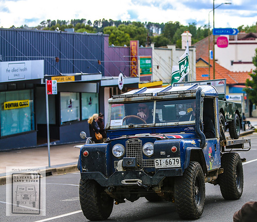 75thAnniversaryLandRover_0196