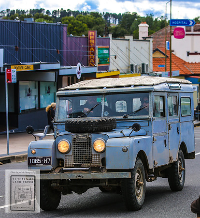 75thAnniversaryLandRover_0207