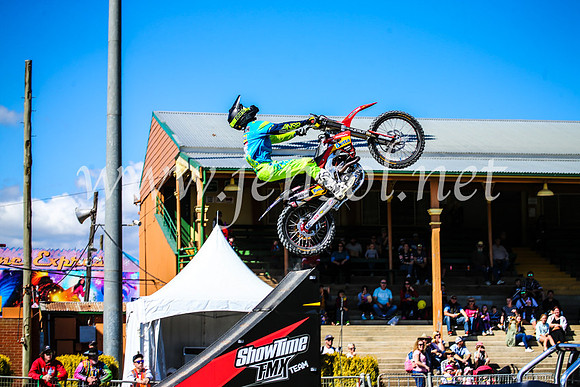 BathurstShow2017Sun_3680