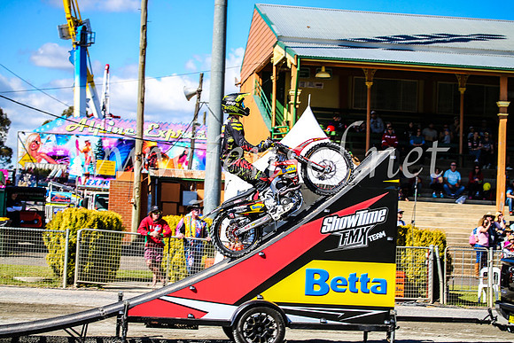 BathurstShow2017Sun_3692