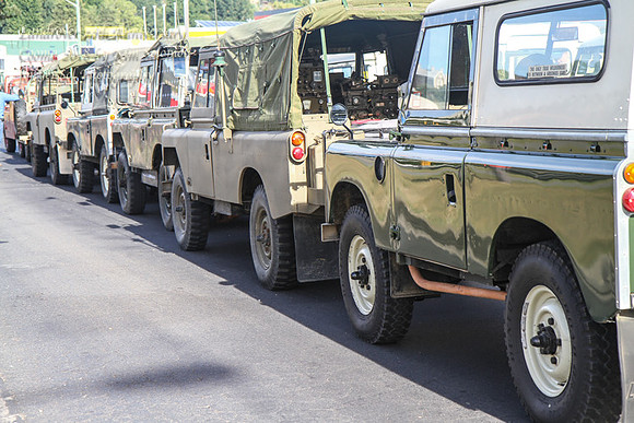 Landrovers70th-58