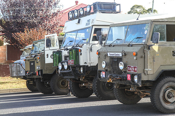 Landrovers70th-71