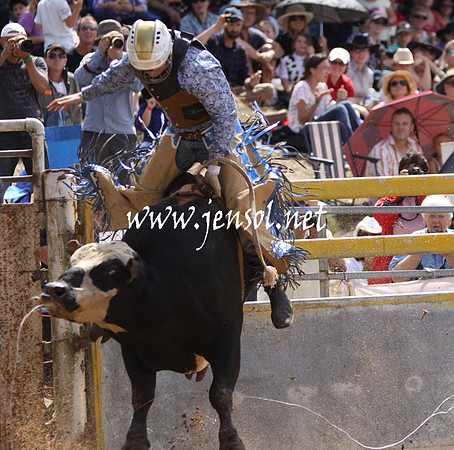 TaralgaRodeo2013KJS_0279_edited-1