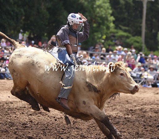 TaralgaRodeo2013KJS_0241_edited-1