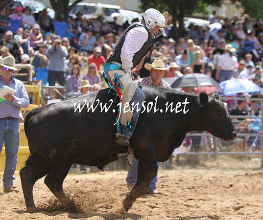 TaralgaRodeo2013KJS_0215_edited-1