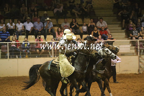 RealDealRodeoNov2013_1789