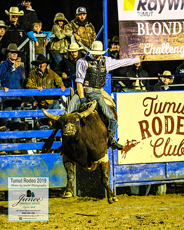 TumutRodeo2019_8116