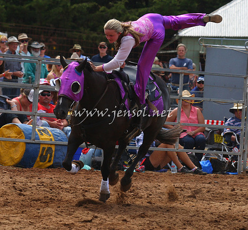 TaralgaRodeo2013One_0311_edited-1