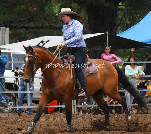 TaralgaRodeo2013One_0062_edited-1