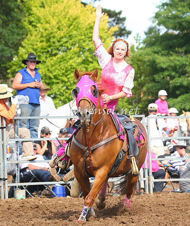 TaralgaRodeo2013One_0683_edited-1