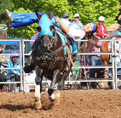 TaralgaRodeo2013One_0715_edited-1